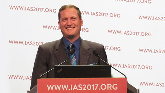 Trevor Crowell, en la IAS 2017. Foto: Liz Highleyman, hivandhepatitis.com